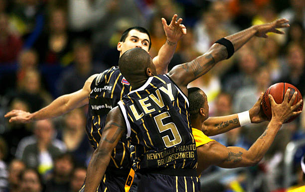 通过反击频 通过反击频