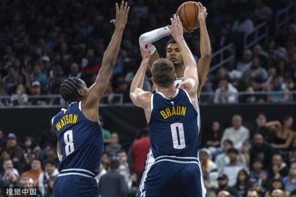 他试图降低 他试图降低