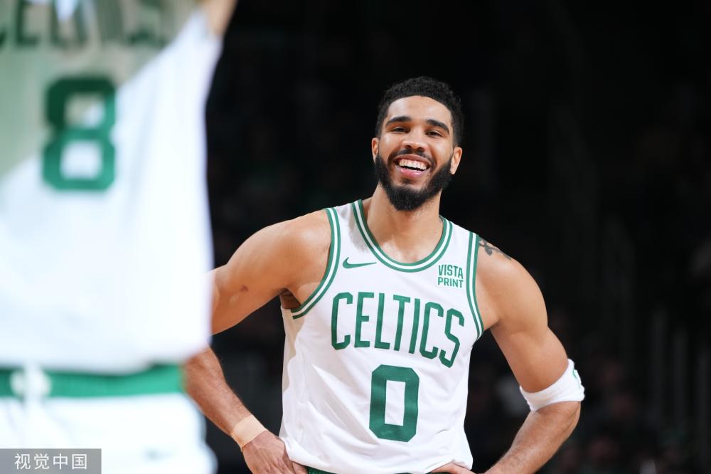 的舞台上 的舞台上