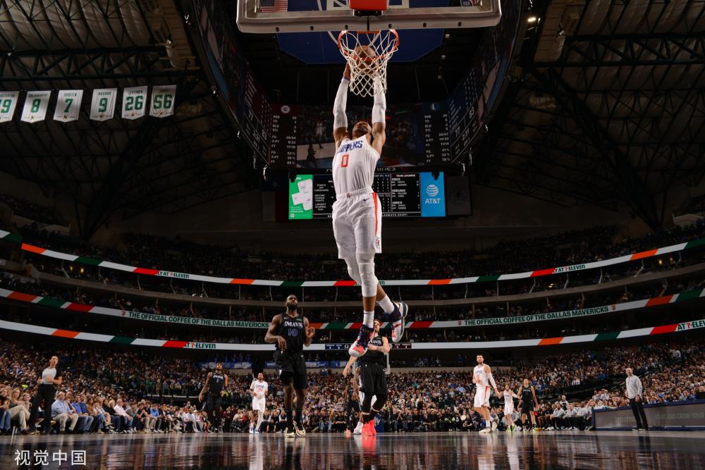 试图平衡球 试图平衡球