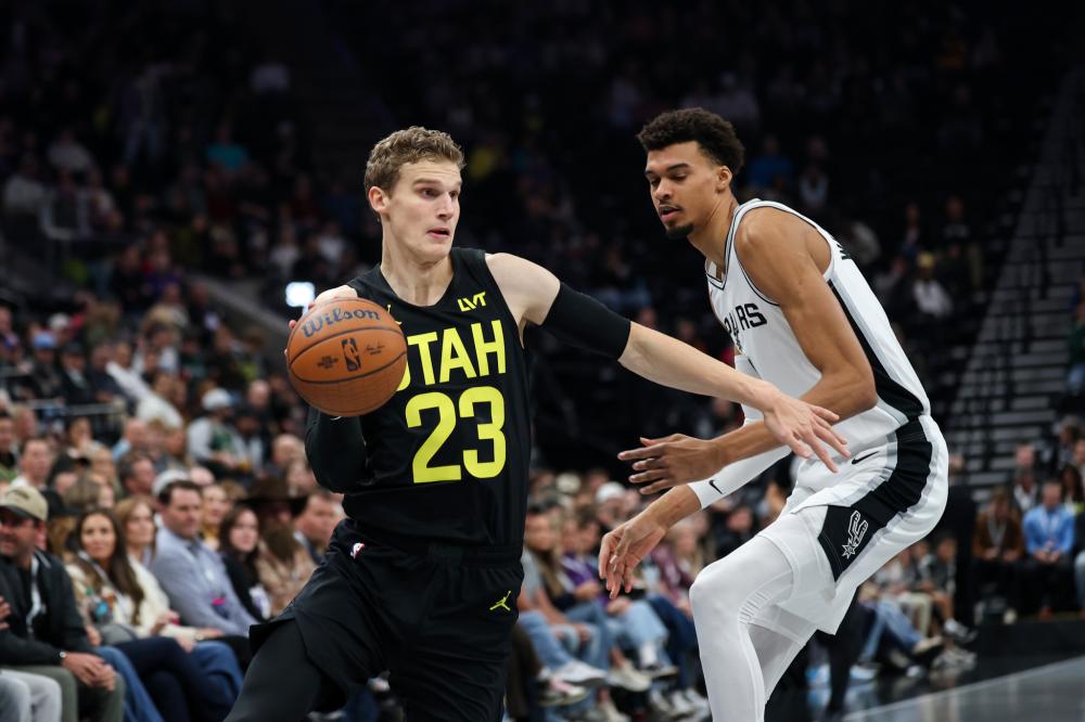 阿尔瓦雷斯 阿尔瓦雷斯