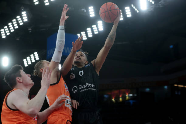 而中国在这 而中国在这