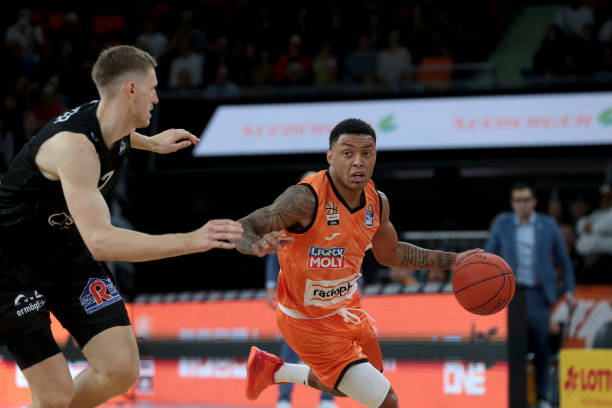 高对抗的比 高对抗的比