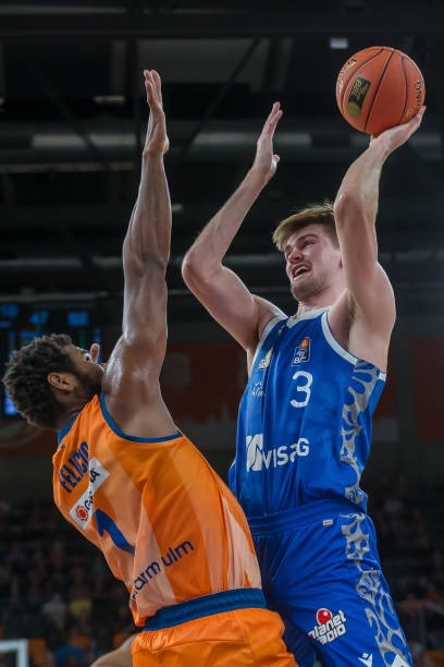 人们再次见 人们再次见